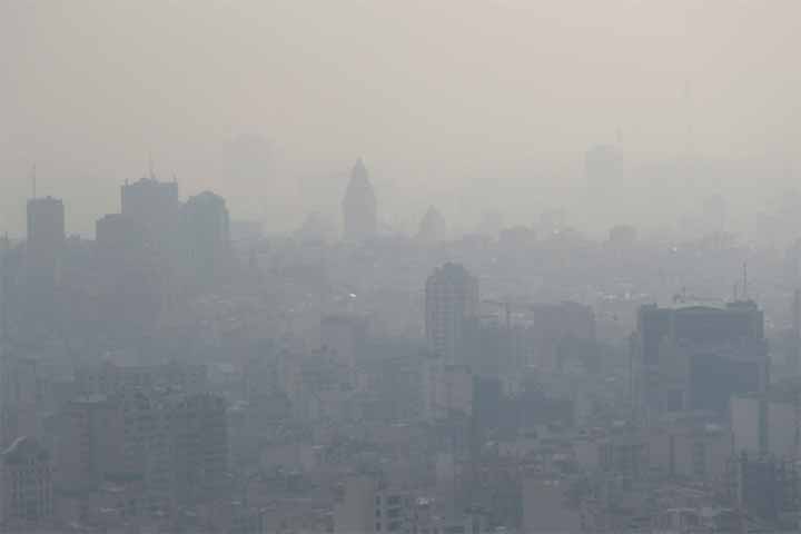 Schools in Tehran closed because of pollution