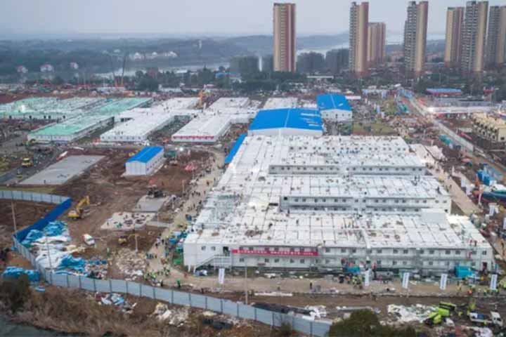 How a hospital was built in China within 10 days