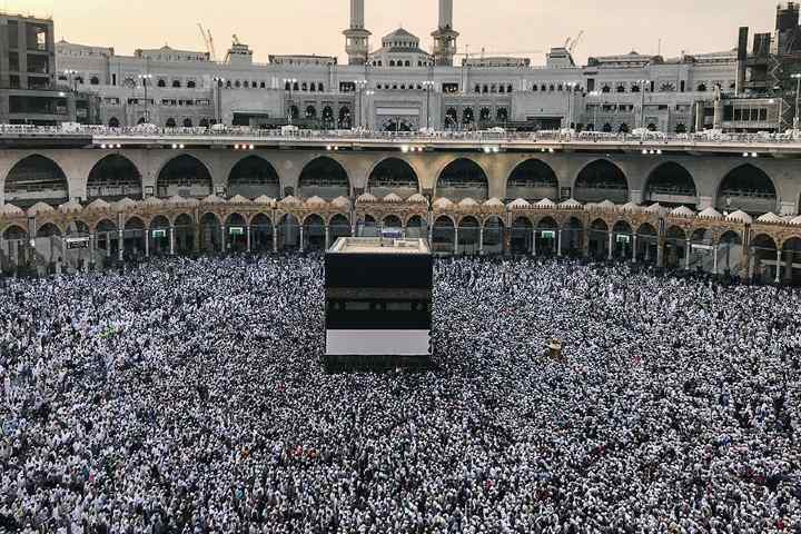 Saudi Arabia tells Muslims to wait for coronavirus clarity on pilgrimage