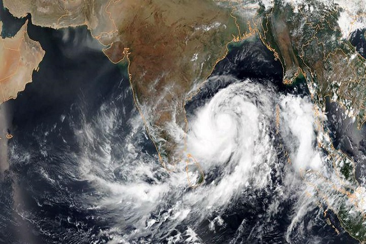 Cyclone 'Amphan' in the sea, signal number 2