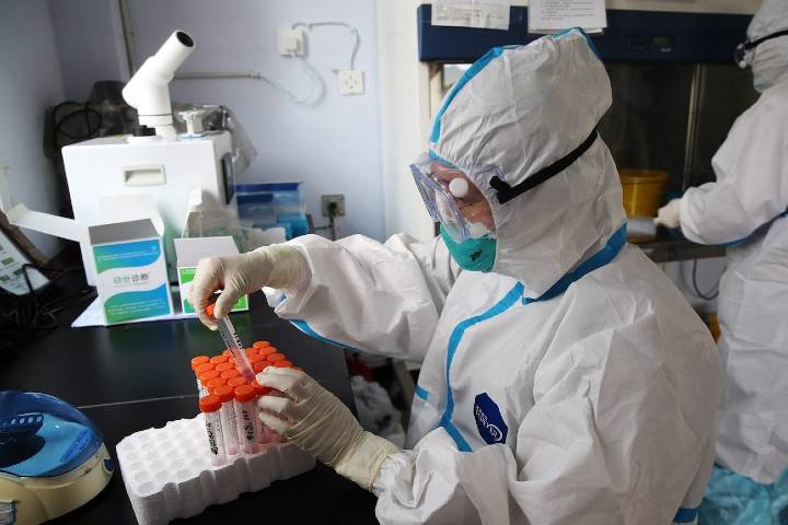 China confirms that it destroyed early samples of coronavirus