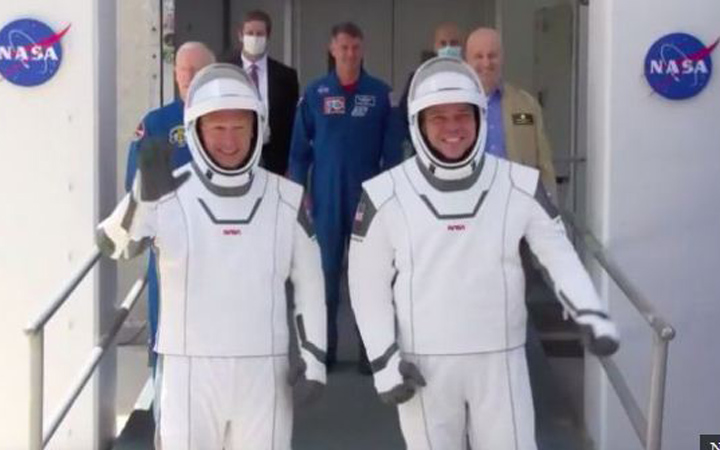 This is the first time two astronauts have gone into space on a private rocket