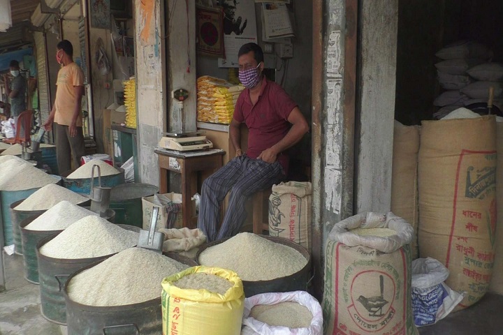 The prices of all types of rice have gone up in the retail and wholesale markets of Healy