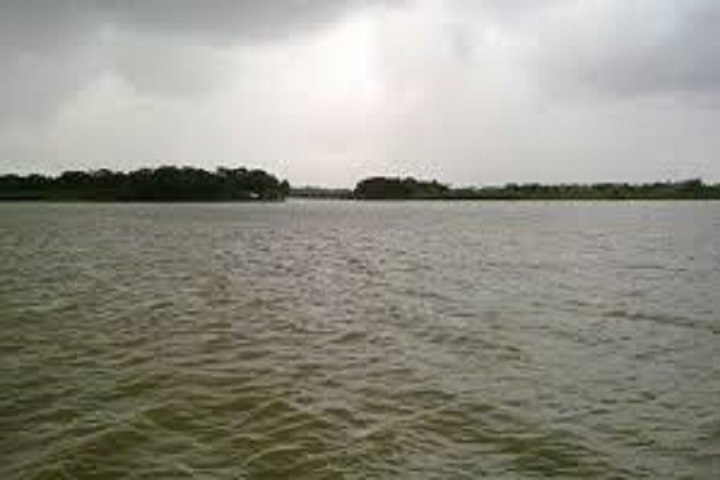 increase in water in Sirajganj