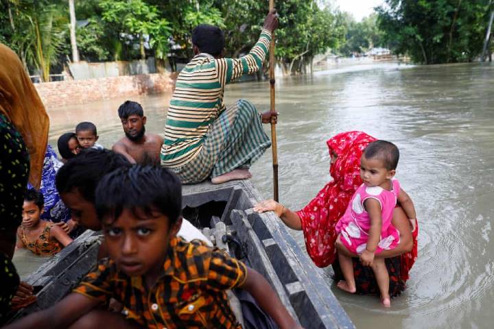 A critical situation Bangladesh in crisis as monsoon floods follow super-cyclone