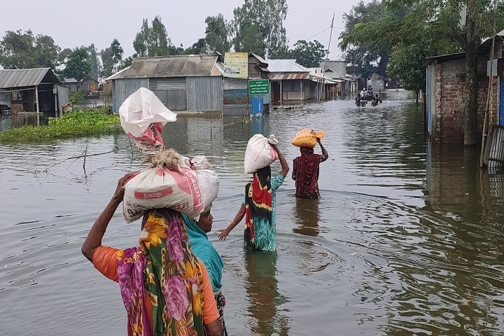 Deterioration flood situation Gaibandha river water above danger level
