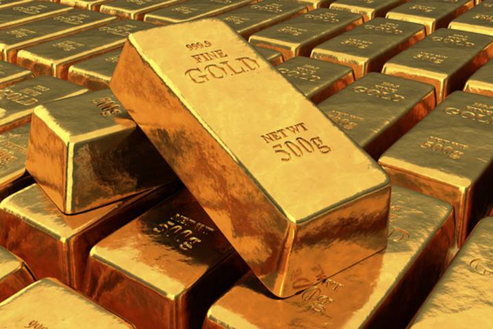 Gold price hits record high on new fears for the economy