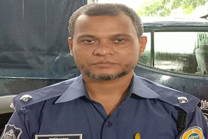 Barguna Bamna Upazila Police Assistant Sub-Inspector (ASI) in the incident of slapping Bamna Police Officer in Charge (OC) said. Withdrawal of Elias Ali Talukdar