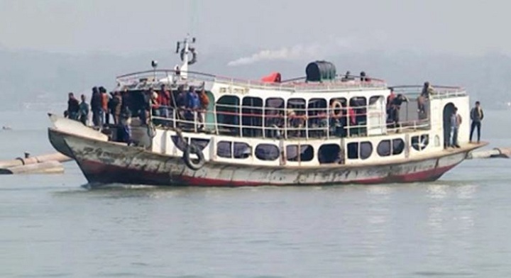 Robbery by stopping the launch carrying the bride and groom in Meghna river