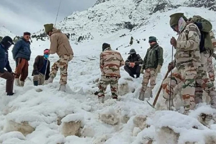 The body of the Indian soldier was recovered and the ice was cut 6 months later