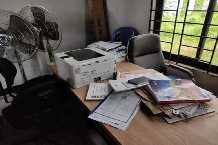 Computer theft is not stopping at Bangabandhu Sheikh Mujibur Rahman University of Science and Technology in Gopalganj.