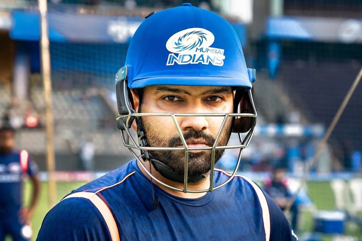 What did Rohit promise the fans before the start of IPL?