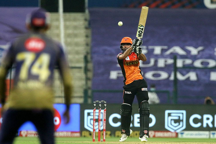 Hyderabad's respectable score of Pandey's half century