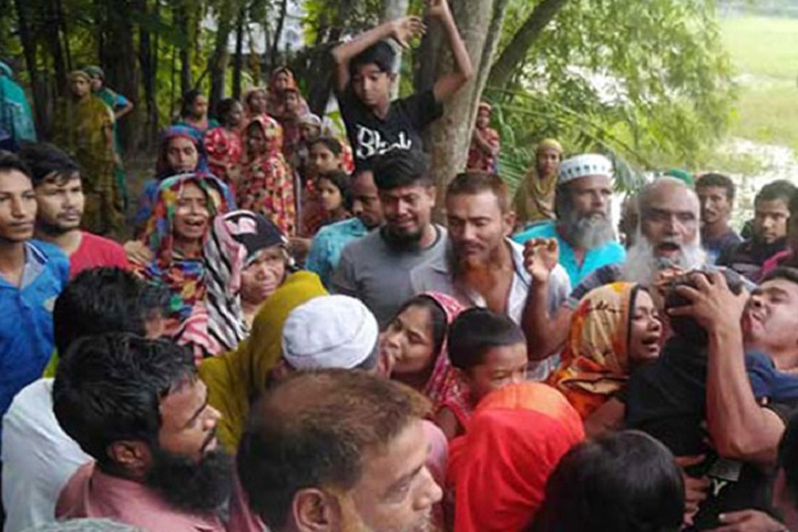 Relatives broke, down in tears carrying , rtv news
