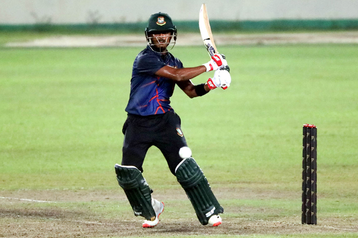 Mahdi's half-century to save value in the collection of Tamim XI