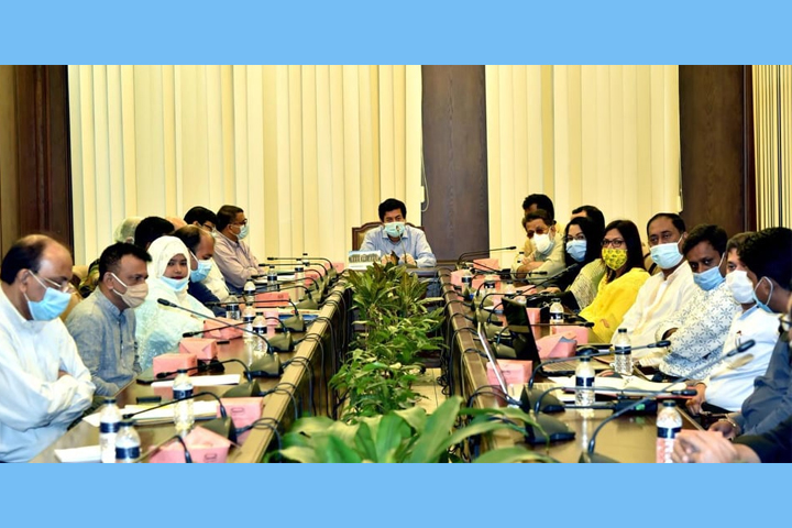Barrister Sheikh Fazle Nur Taposh, Mayor of Dhaka South City Corporation and others were present at the meeting.