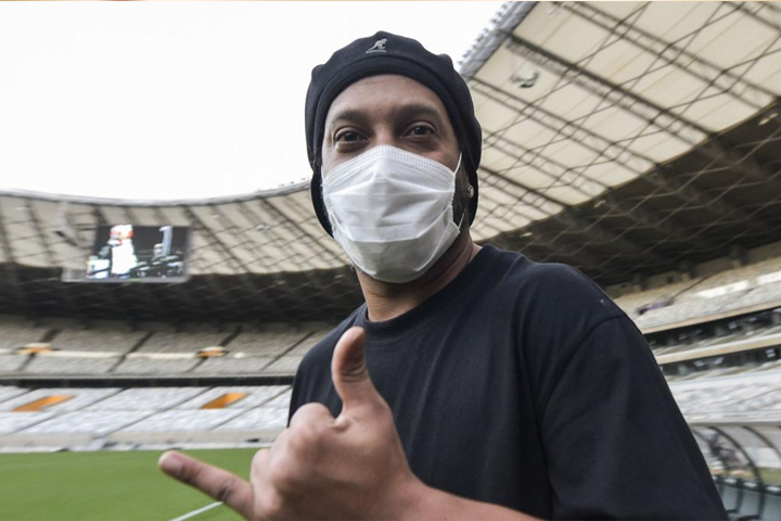 BRAZIL  Ronaldinho tests positive for coronavirus