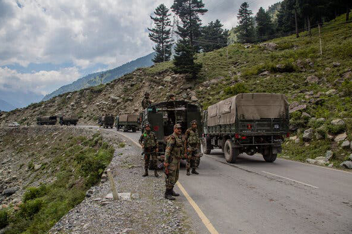 Army personnel patrolling the border
