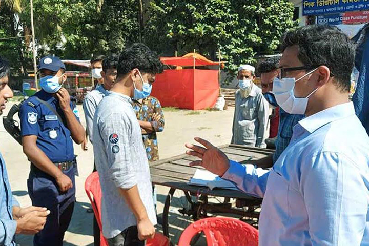 In Chandpur, 220 people were fined for not using masks