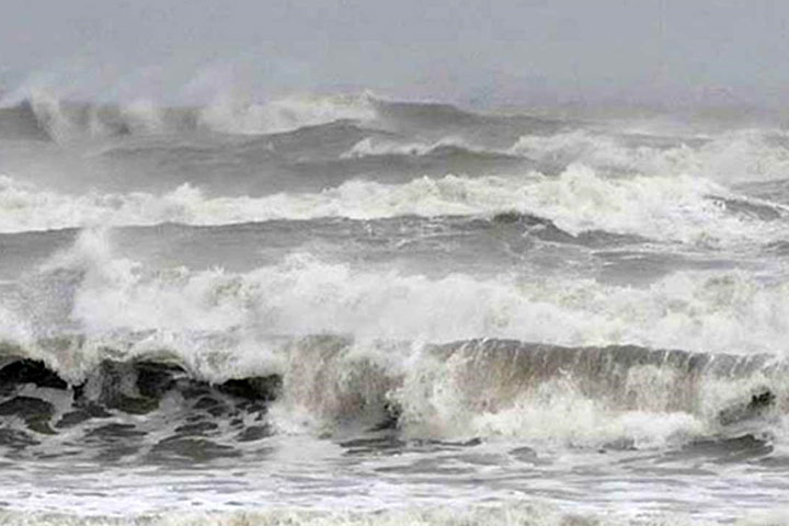 Sea waves (file photo)