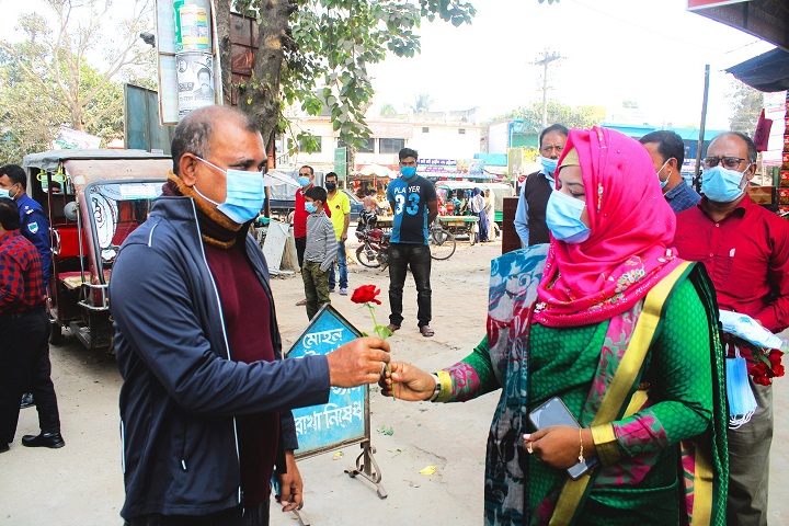 If you wear a mask in Chuadanga, if you don't wear a rose, rtv news