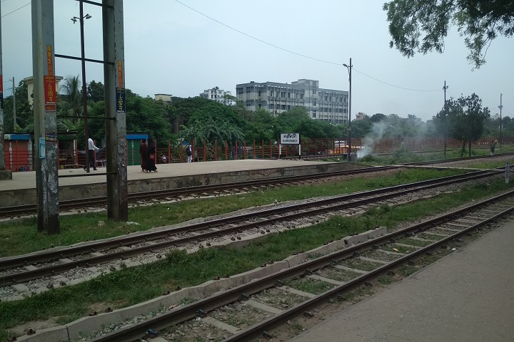 Raipura train, cut and killed, rtv news
