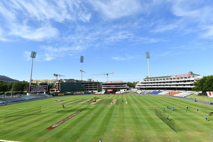England-South suspended one hour before the toss. Africa's first ODI