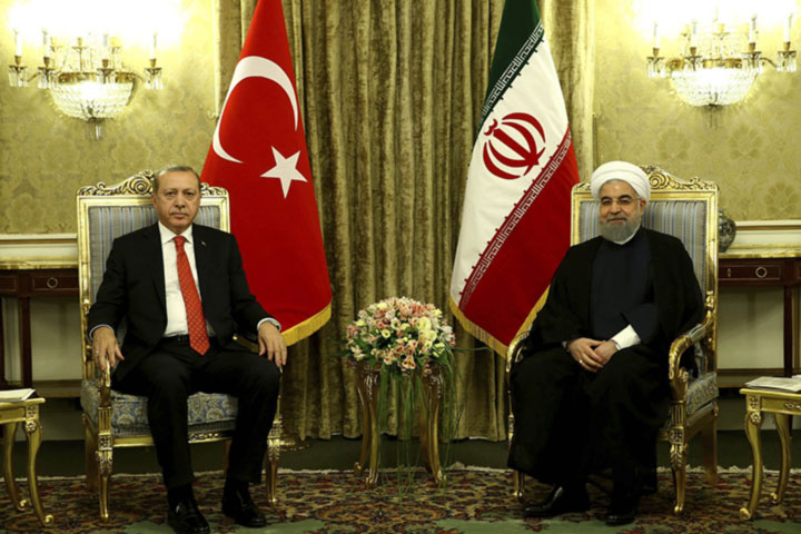 Erdogan-Rouhani discuss steps to improve bilateral relations