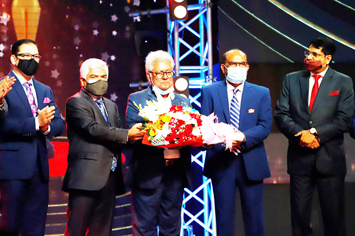 The RTV Star Award ended with a star ceremony,