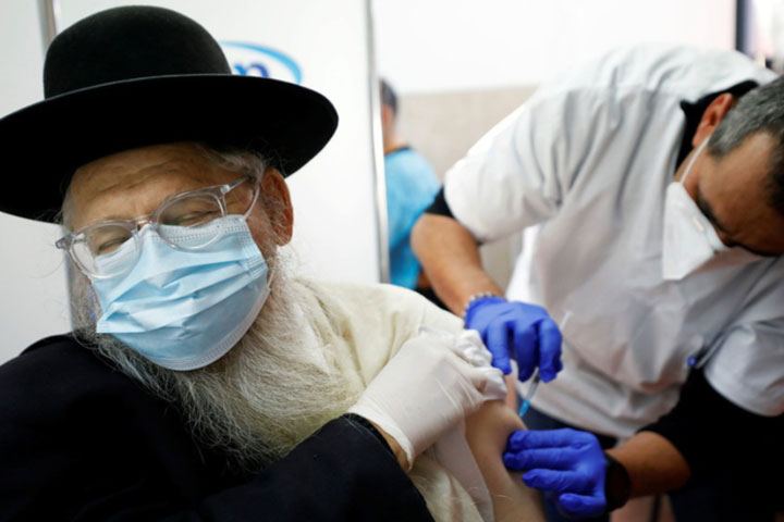 240 Israelis infected with Covid-19 after receiving Pfizer-BioNTech vaccine