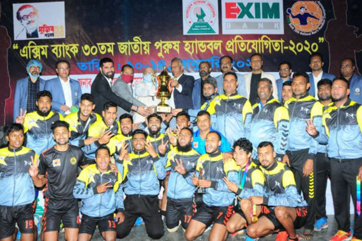 Champion Ansar team in the national handball final