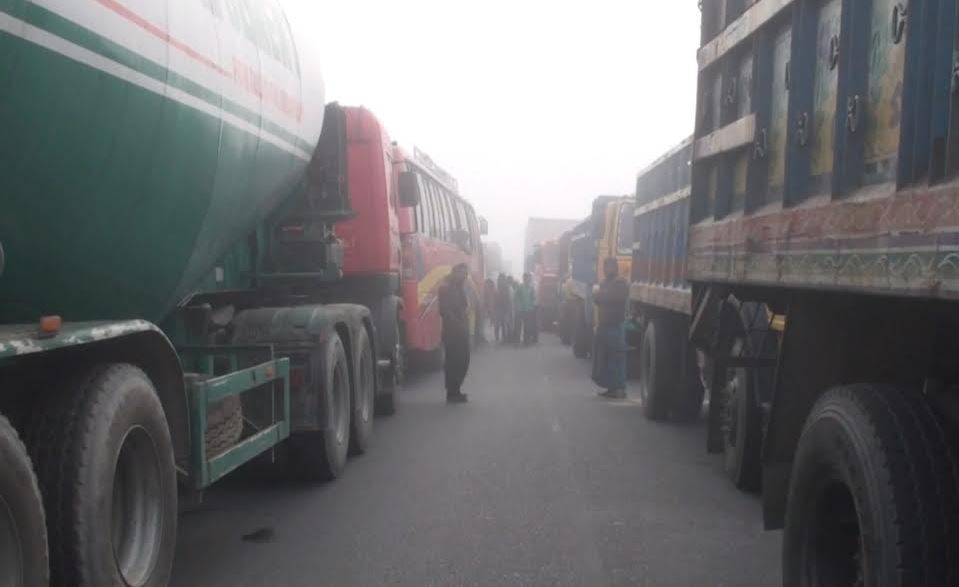 40 km long traffic jam on both sides of Bangabandhu Bridge
