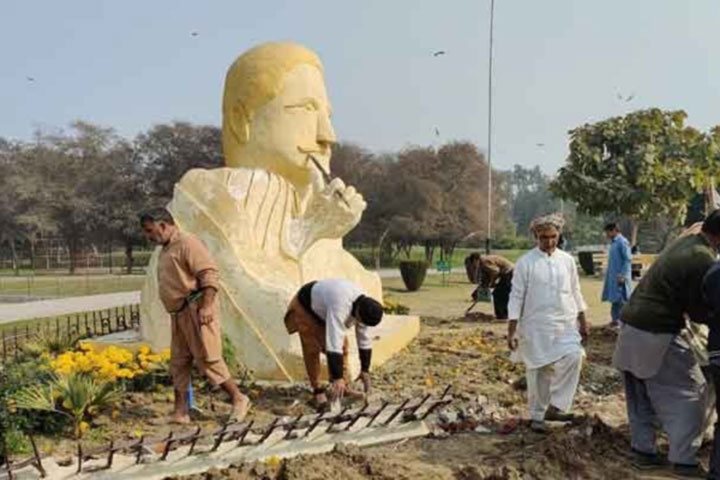 Punjab govt removes Allama Iqbal's sculpture from Lahore park