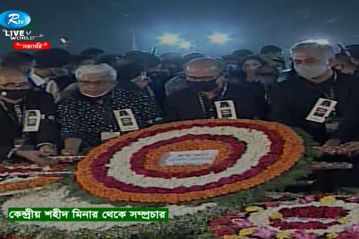 Tribute to the President and the Prime Minister on the first morning of Ekushey