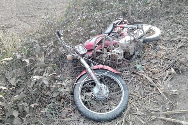 Three killed in Jhenaidah motorcycle collision
