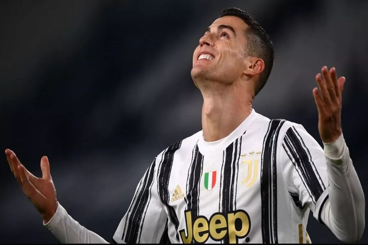 Ronaldo is the best footballer of the year in Serie A.