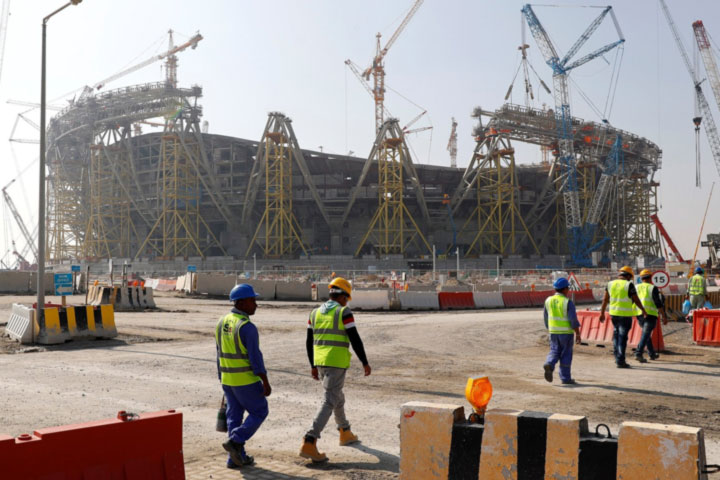 Qatar introduces $275 compulsory minimum wage for all workers