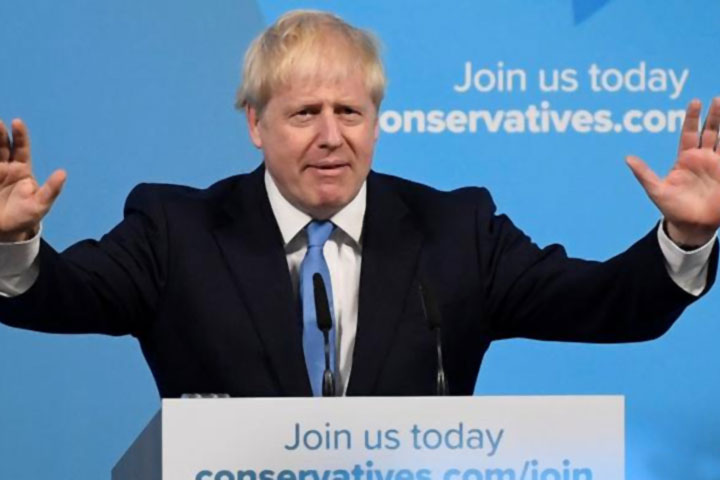 Boris Johnson considers law change amid rising migrant crossings