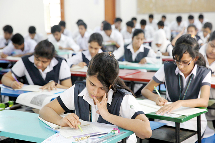 Dhaka Board of Education has announced the date for filling up the SSC form, rtv