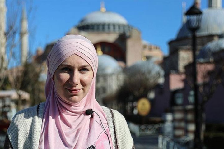 British woman finds Islam on Turkey trip