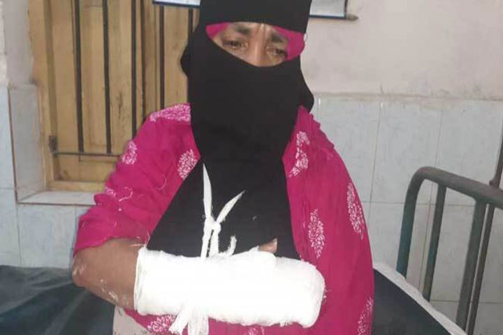 The mother-brother was beaten and injured for sexually harassing the girl and protesting