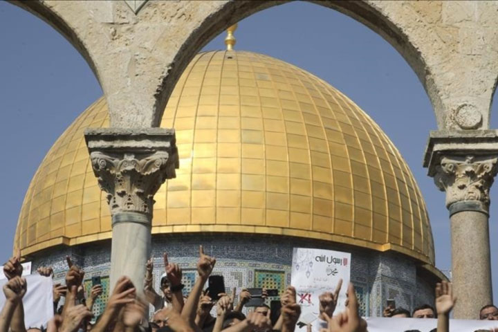 Israeli police restrict entry of Muslims to Aqsa Mosque