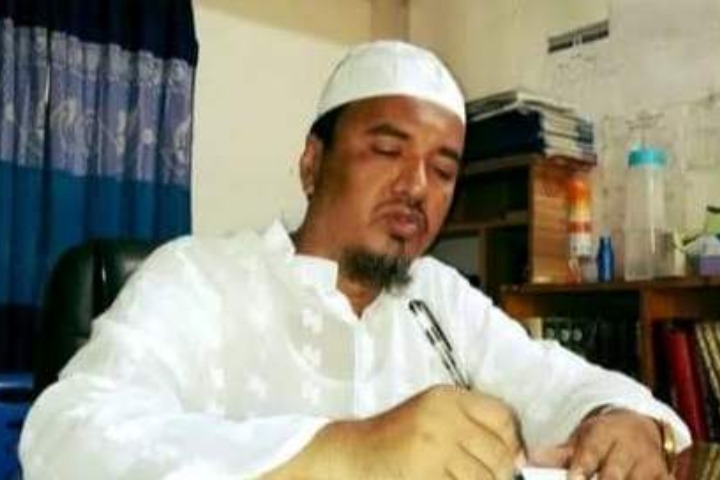 This time Hefazat leader Maulana Jalaluddin was arrested