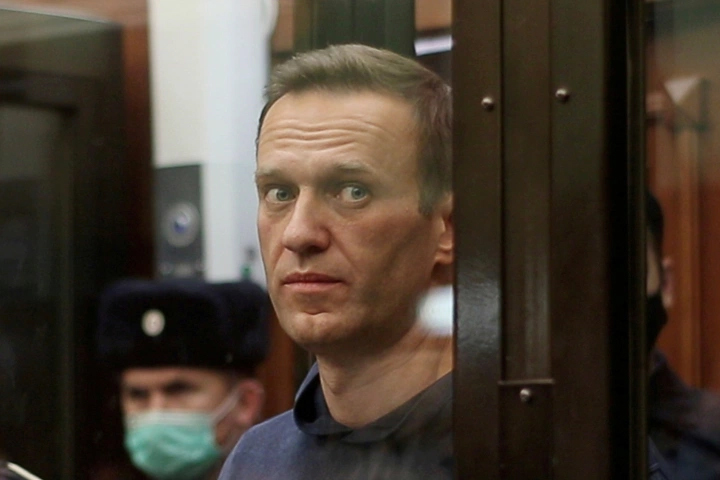 Kremlin critic Alexey Navalny ‘could die at any moment’: Doctor