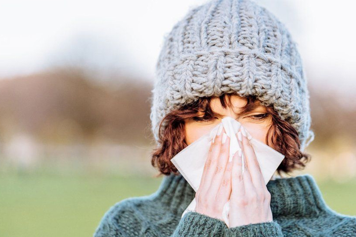 How the common cold can boot out Covid