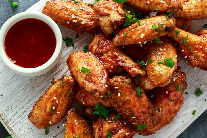 Woman set husband on fire because she thought he poisoned her chicken wings