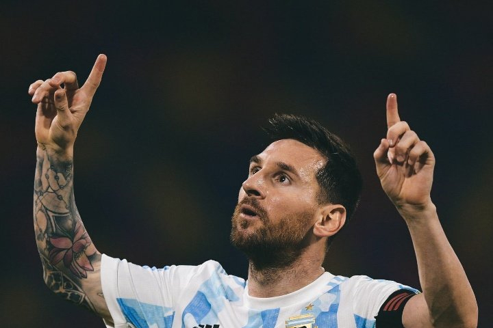 Argentina vs Chile, messi, free kick, rtv online, batistuta messi twitter,