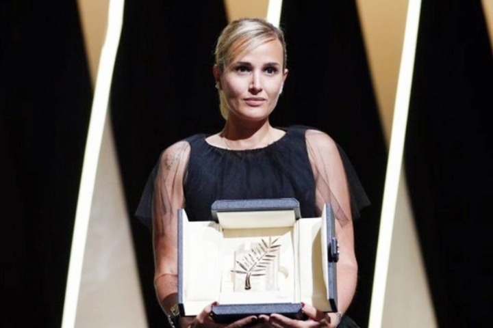 Julia 'Titan' wins gold palm at Cannes Film Festival