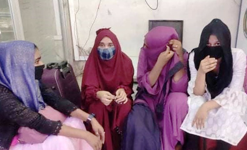 Five people, including the girl who was tortured in Bangalore, are now in Dhaka