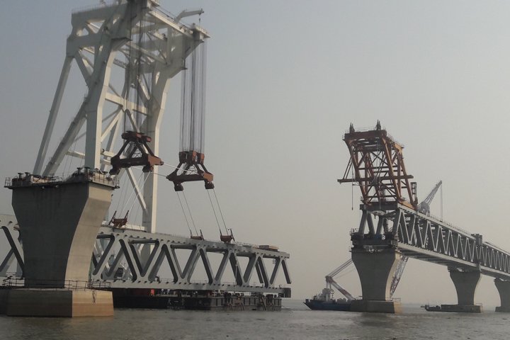37th span of Padma Bridge installed